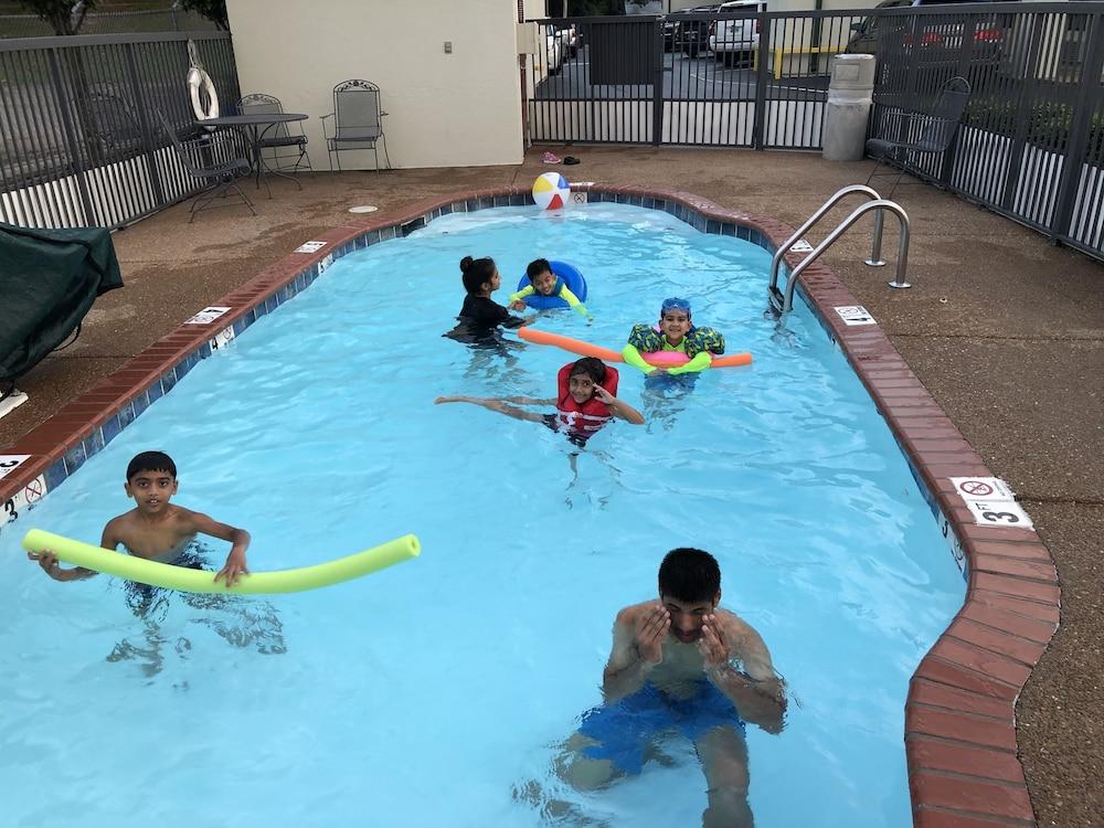 Motel Days By Wyndham Lexington